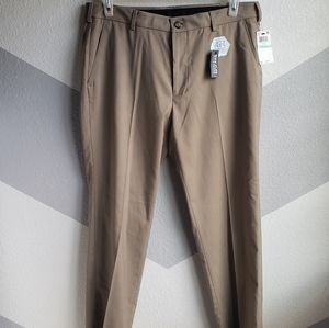 NWT Van Heusen stretch cooling pants